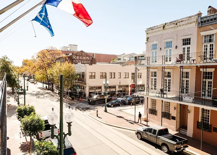 The Lafayette New Orleans By Kasa Living